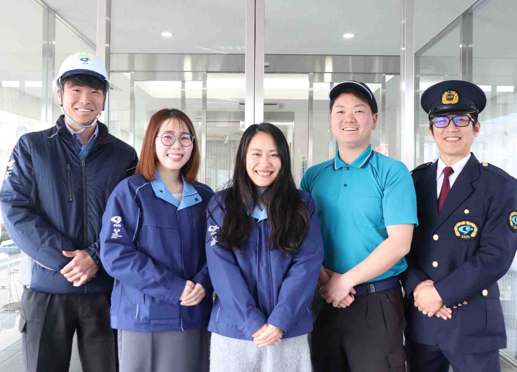 IMG_7003(エントランス集合)企業情報