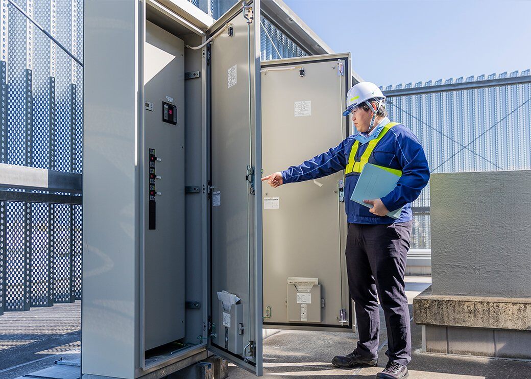 施設の安定稼働を支える電気設備メンテナンス